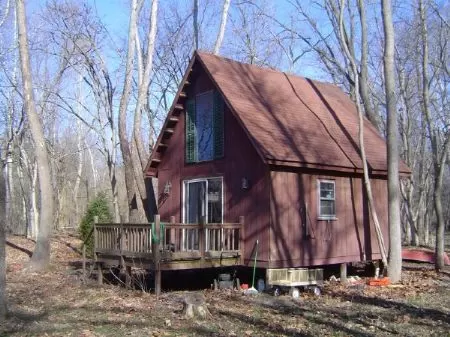 42 Acres 2 Cabins and House Creek