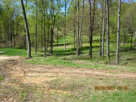 85 Acres Has A Trailer On It