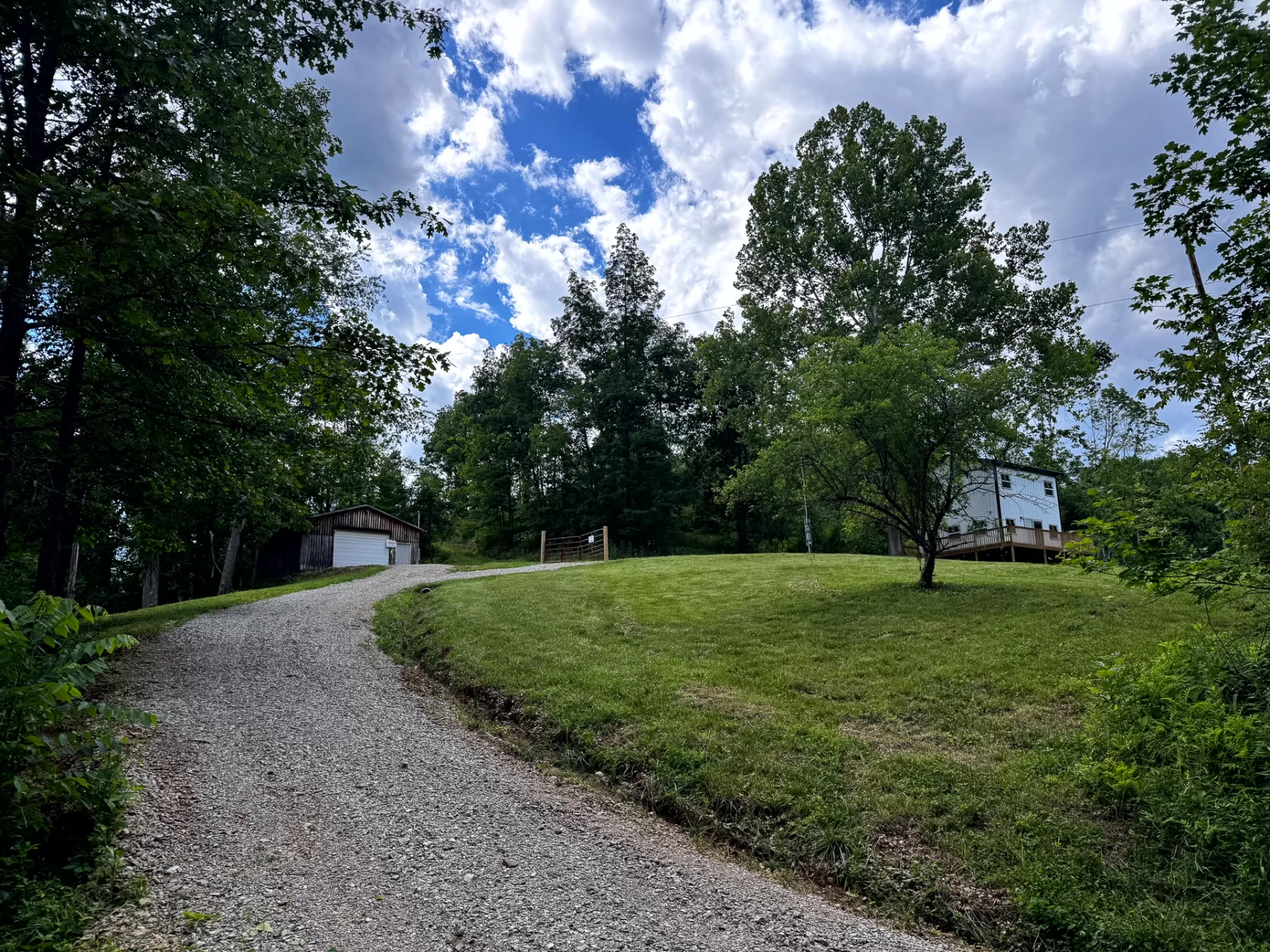 Pole Building at Rock Run property photo 2